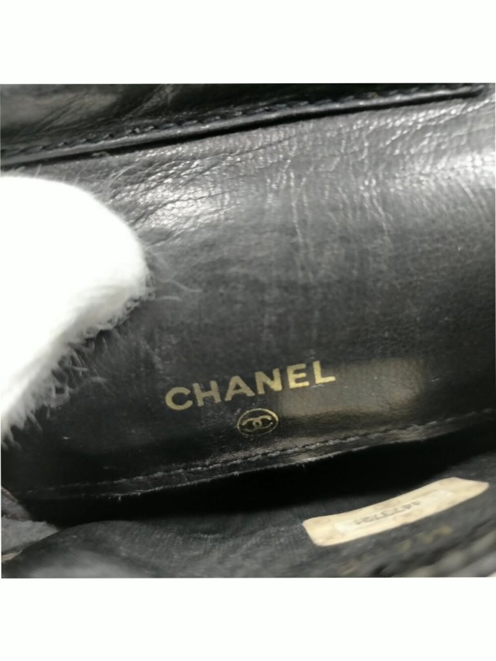 Authentic Chanel CC Logo Caviar Leather Phone Pouch Crossbody Bag - Picture 10 of 10